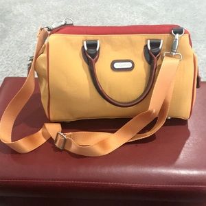 Baggallini Traveler Organizer Crossbody Bag With Detachable Pouch NWOT